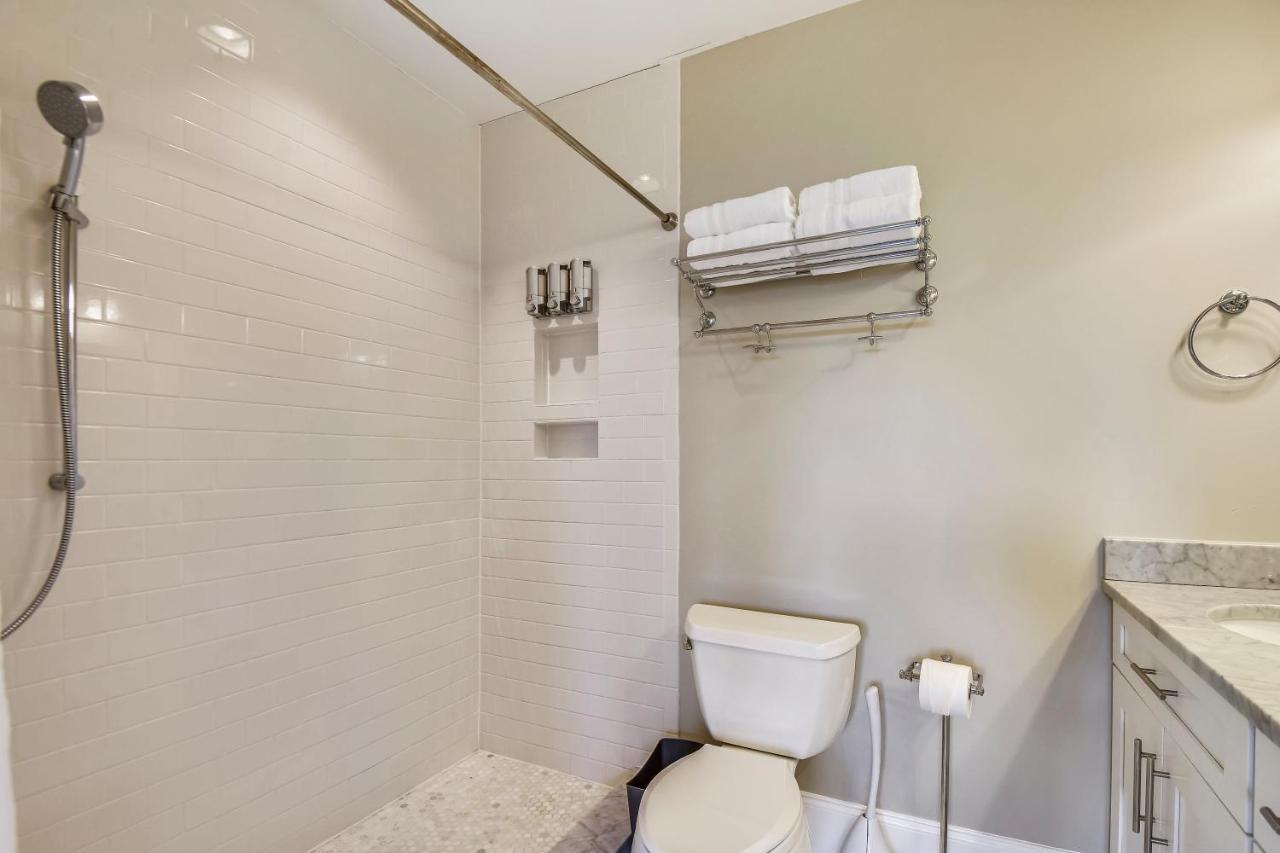 Edgewood Guesthouse Apartment Unit Вашингтон Экстерьер фото